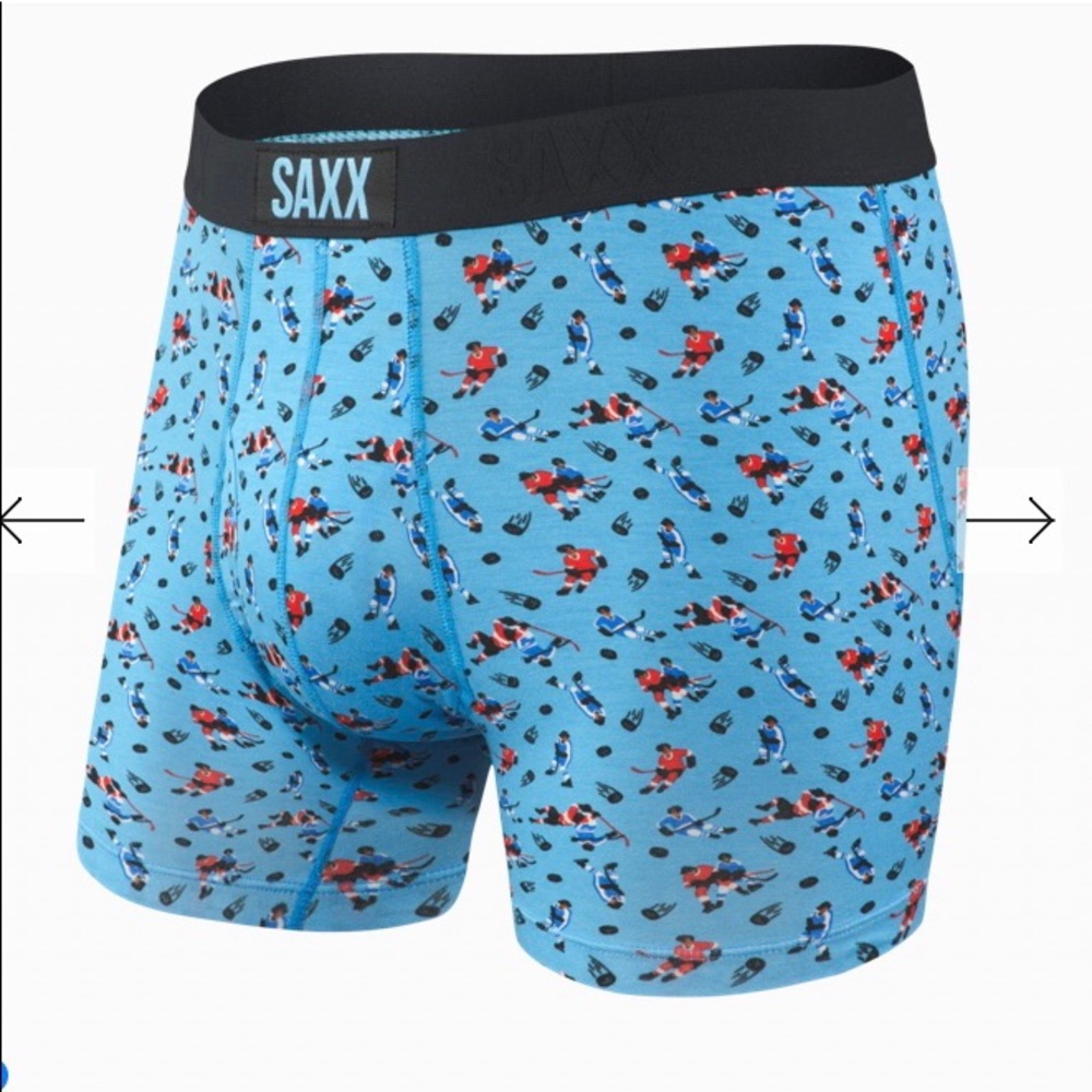 Saxx boxer briefs. size small